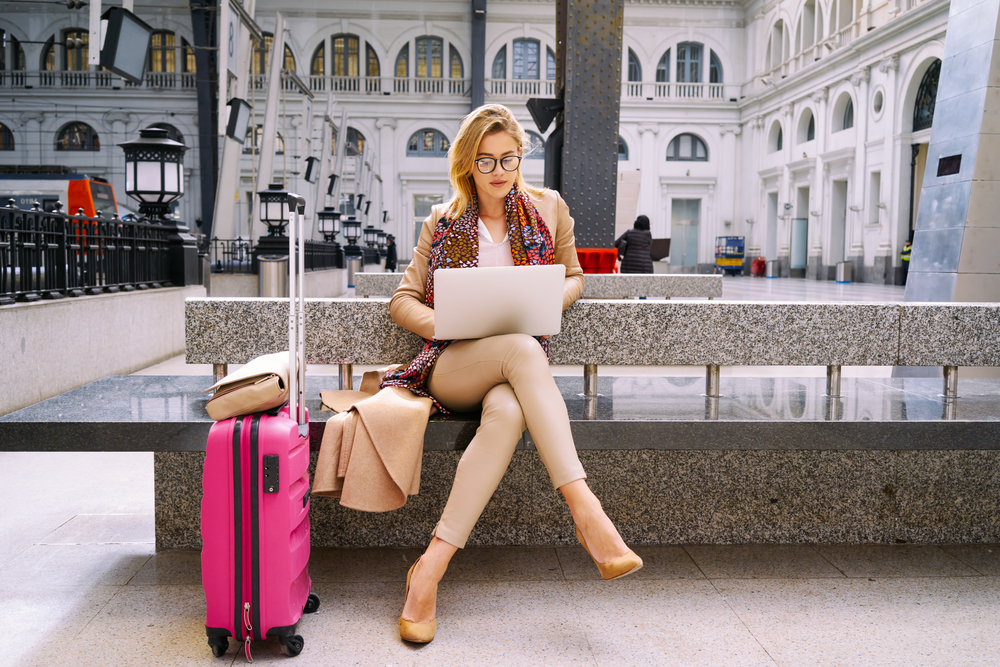 AIトラベル、人口知能を搭載した出張予約アシスタントサービス「AI Travel」を提供開始