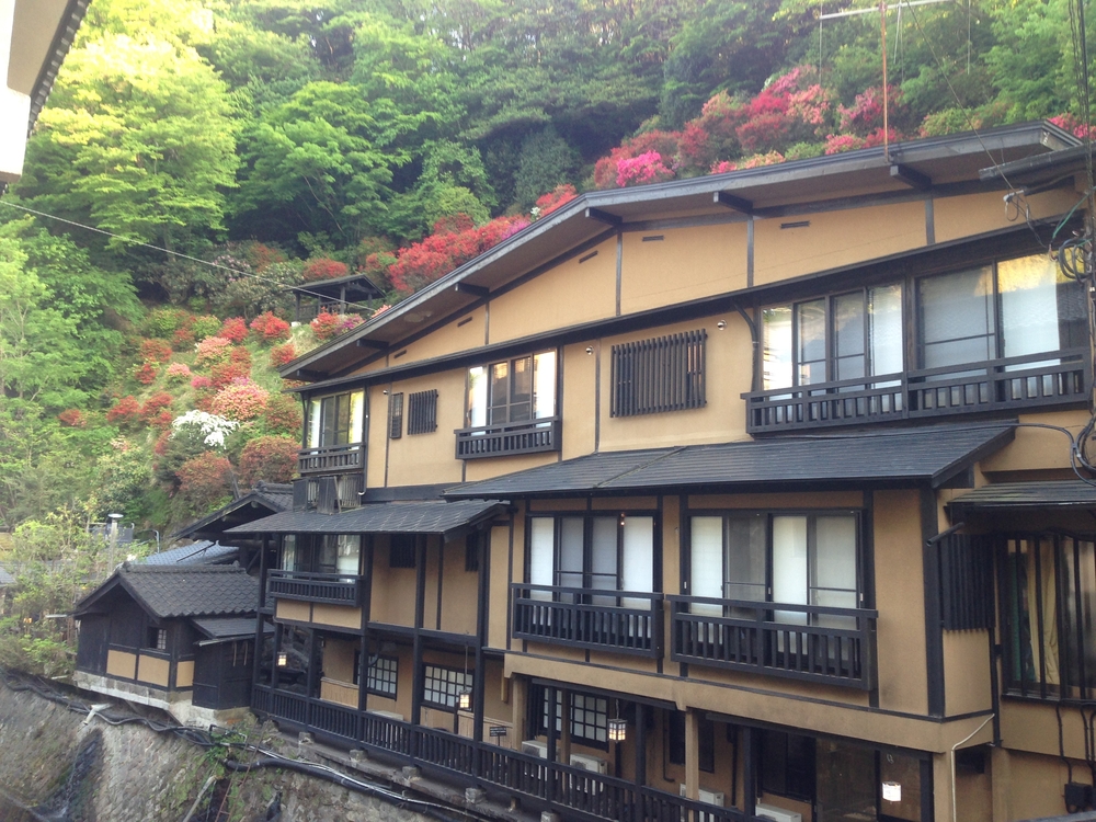 観光客が減少した旅館の固定資産税、15%の減額認める判決。宇都宮地裁