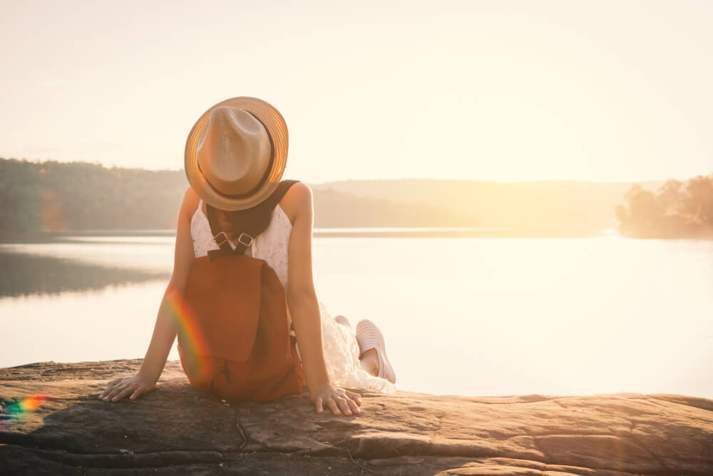 Hotels.comが一人旅に関する調査結果を発表、82%が「グループ旅の途中で一人になりたい」