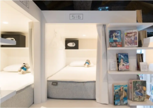 マンガ体験で“眠れないホテル”「MANGA ART HOTEL, TOKYO」にコアラマットレスを全室導入で“眠ってしまうホテル”へ祝日のない6月に極上の休息体験“宿日”を提供